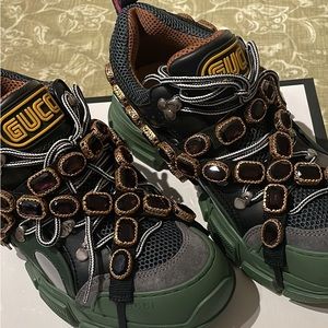 Mens Gucci sneakers